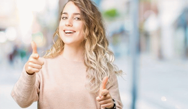 مسیر بلاگری در یوتیوب: راهنمای جامع با چکیده تجربیات نی‌نی‌سایت و پاسخ به سوالات متداول